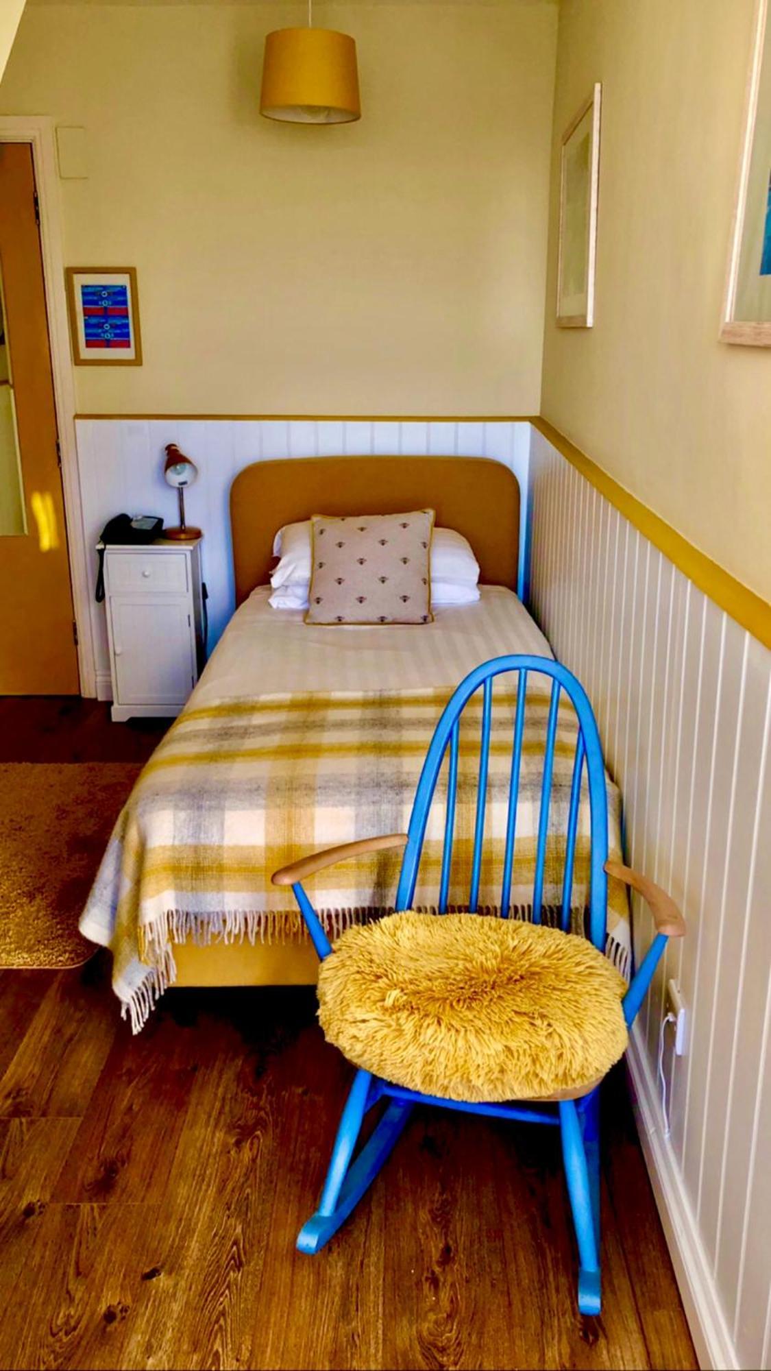 No: 1 The Esplanade Guest Accommodation. Tenby Exterior foto
