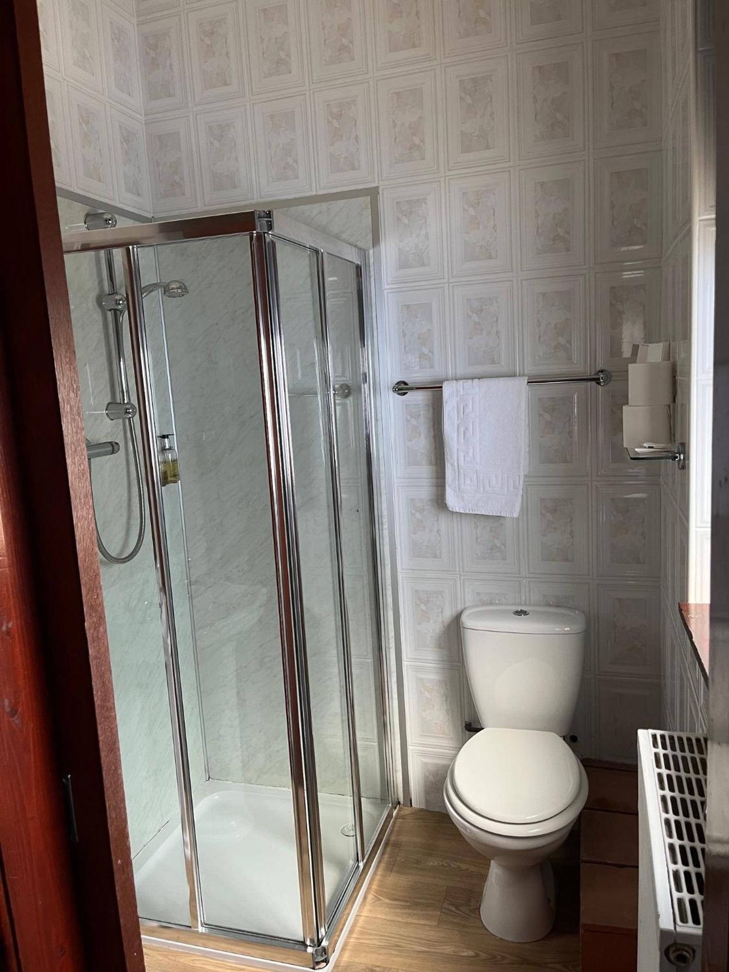No: 1 The Esplanade Guest Accommodation. Tenby Quarto foto
