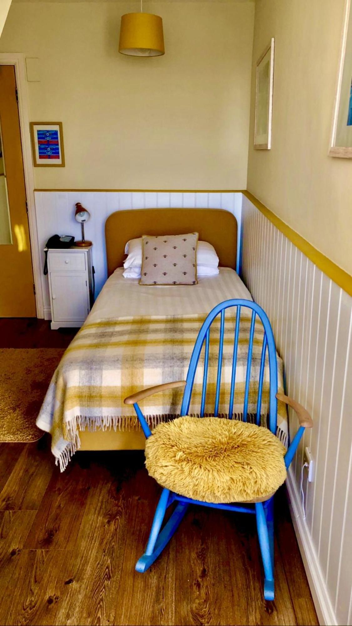 No: 1 The Esplanade Guest Accommodation. Tenby Exterior foto